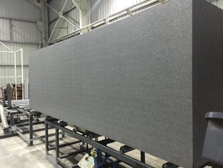 China EPS Panel Machine Manufacturers